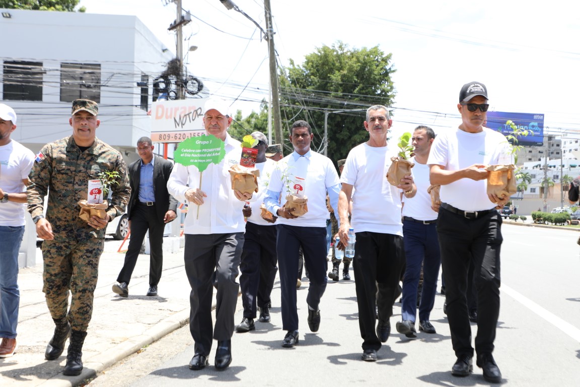 Promipyme Realiza caminata por “El Día Nacional  del Árbol”